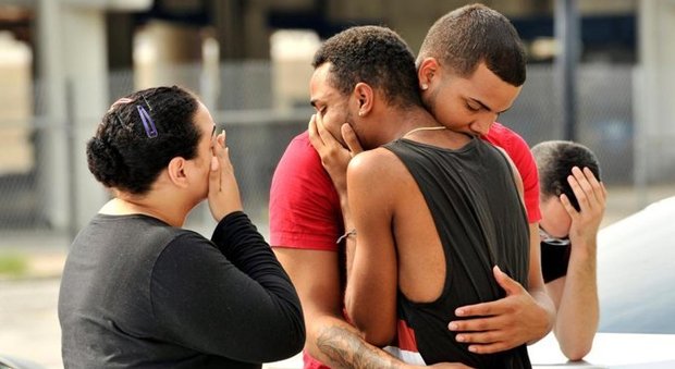 Strage di Orlando, c'è bisogno di sangue, ma i gay non possono donare