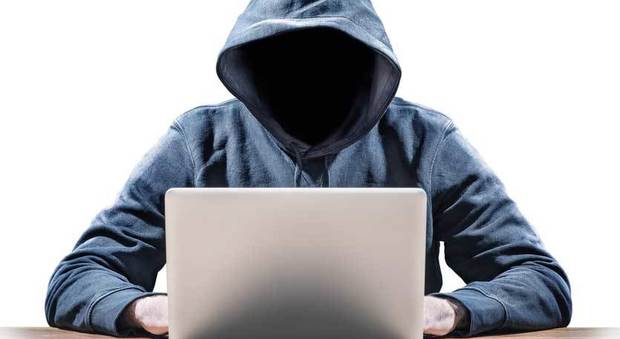 Hacker vendono sul web servizi di spionaggio e di ritocco dei voti