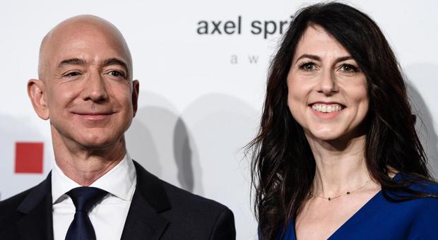 Jeff Bezos, schiaffo dalla ex moglie: darà in beneficenza metà del suo patrimonio
