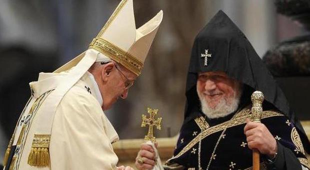 Papa Francesco: "Quello armeno primo genocidio del XX secolo". La Turchia ritira l'ambasciatore
