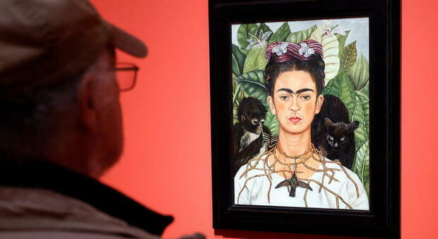 Frida Kahlo superstar, autoritratto pronto da record di 30 mln di dollari: l'asta a New York da Sotheby's nel prossimo novembre