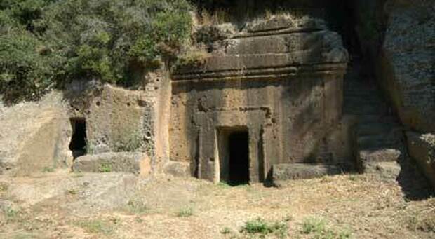 La Tomba a casetta della necropoli di Blera