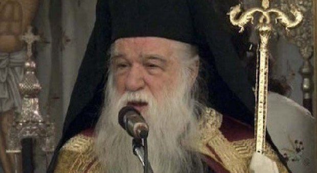 Grecia, vescovo ortodosso condannato per avere incitato odio verso i gay
