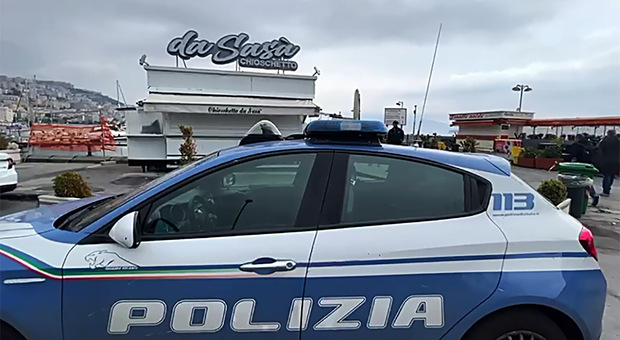 Controlli della polizia a Mergellina dopo l'omcidio di Francesco Pio Maimone