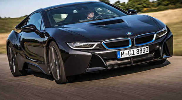 La nuova BMW i8, la supercar con il massimo degli incentivi