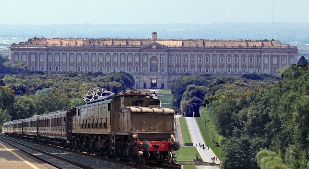 Al museo ferroviario di Pietrarsa "Il baule ritrovato", un viaggio nel tempo negli usi e costumi del XIX secolo