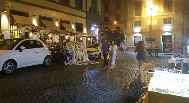 Roma, tenta di disfarsi della droga gettandola nel Tevere: arrestato pusher