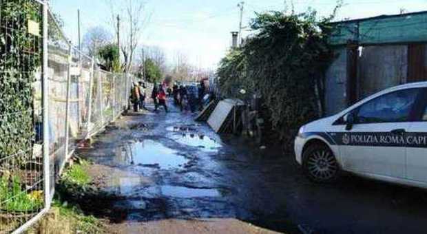 Roma, tentato omicidio per posto letto nelle baracche sull'Aniene: arrestati due romeni