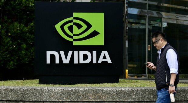Nvidia, superata la soglia di 2 trilioni di capitalizzazione: cos'è (e cosa fa) il gigante statunitense dell'intelligenza artificiale