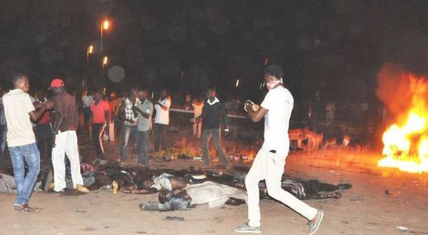 Nigeria, attentato nella capitale alla fermata dell'autobus: almeno nove morti