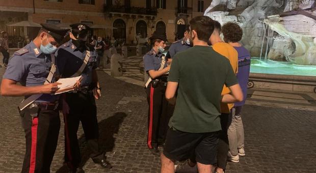 Carabinieri chiudono un kebab a Monti, il titolare sbarcato dall'Egitto doveva stare in quarantena