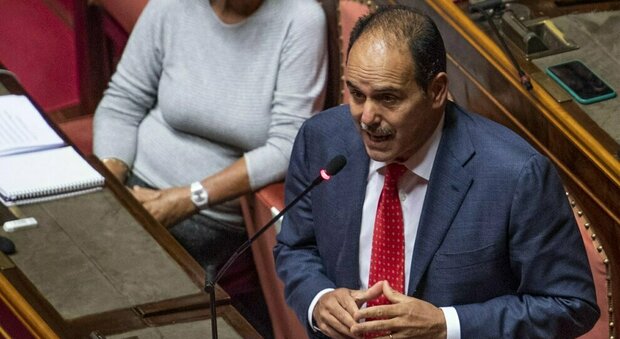 Dpcm, Marcucci a Conte: «Valuti se ministri adeguati», ma il Pd frena: «Fuori dal mondo parlare di rimpasti»