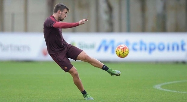 Roma, Strootman accelera verso il ritorno: in campo con il pallone, «Bella sensazione»
