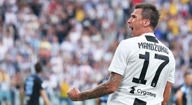Mandzukic si ritira dal calcio, la lunga lettera sui social al "Mario bambino"