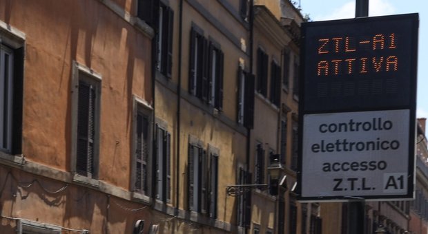 Roma, ad agosto chiude la metro A e sospesa la Ztl Tridente