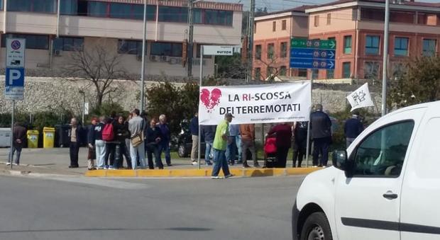 La protesta dei terremotati a Porto S.Elpidio