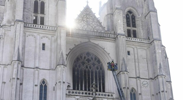 Nantes, la cattedrale centenaria sopravvissuta a bombardamenti e incendi