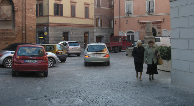 Fabriano, nuovi asfalti per 700mila euro Centro e frazioni, le strade in sala trucco