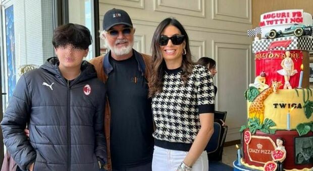 Flavio Briatore compie 73 anni: festa di compleanno con Elisabetta Gregoraci e il figlio Nathan Falco a Montecarlo