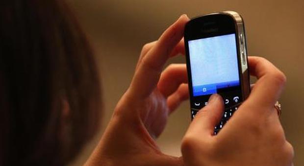 Addio roaming a pagamento sul telefonino: scatta la rivoluzione