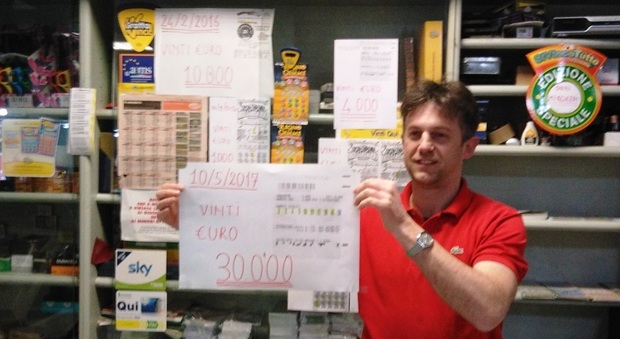 Voleva la sigarette, scommette un euro al Lotto istantaneo: ne vince 30mila