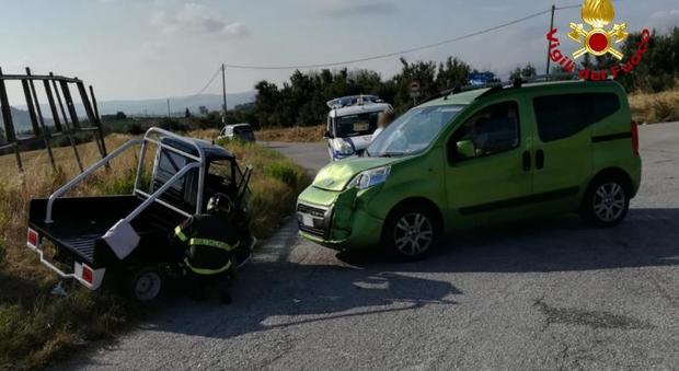 Maiolati Spontini, scontro tra un'auto ed un'Ape: un uomo finisce all'ospedale