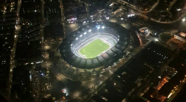 Foto dello stadio Diego Armando Maradona scattata dall'aereo