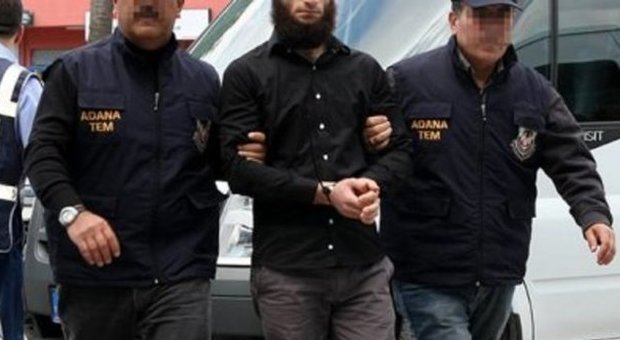 Terrorismo in Turchia, arrestati due sospetti: ​preparavano un attentato a Capodanno