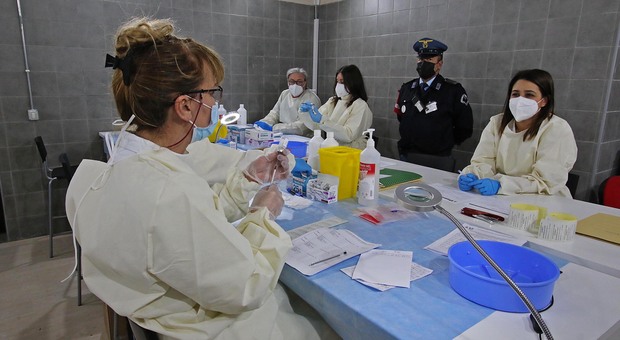 Vaccini Covid in Campania, 28.245 somministrazioni in 24 ore