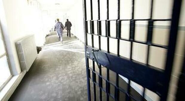 Napoli, un protocollo per il detenuti: obiettivo reinserimento lavorativo