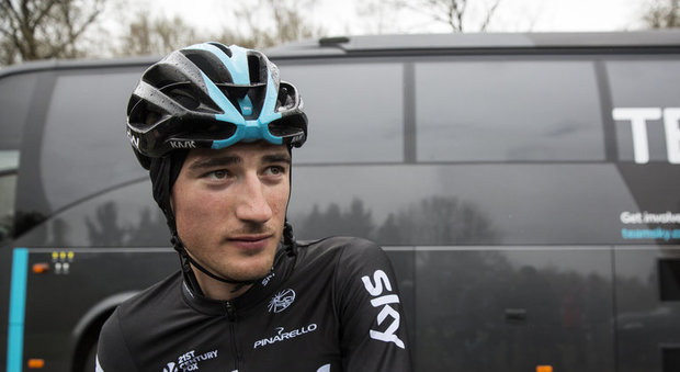Ciclismo, Moscon sospeso 6 settimane dal team Sky per insulti razzisti a Reza