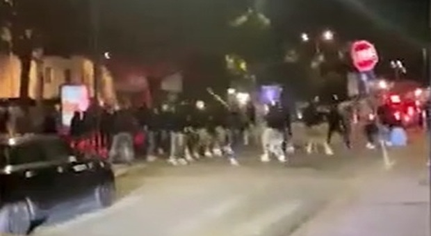 Firenze, scontri tra ultras: sequestrati mazze e fumogeni. Daspo a 18 tifosi interisti