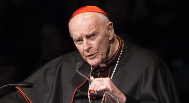 Il Papa spreta l'ex cardinale di Washington: abusò di seminaristi