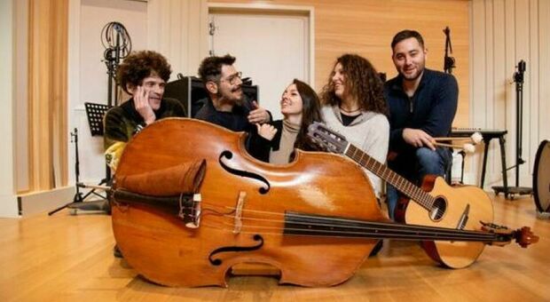 Balkan Express in viaggio: il quintetto pesarese ha pubblicato il disco d’esordio dedicato alla musica dell’est