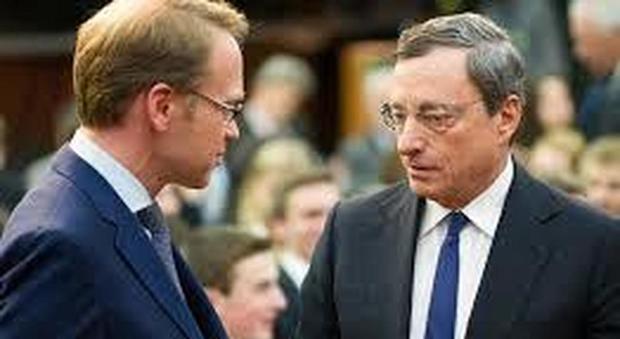 Jens Weidmann (a sinistra) e Mario Draghi