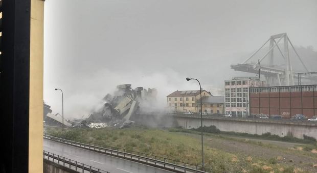 Ponte Morandi: tutto quello che sappiamo fino ad ora sul crollo del viadotto di Genova