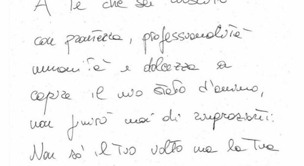 Chiama il 112 e un carabiniere la salva dall'ex marito violento. Poi scrive una lettera: «Non finirò mai di ringraziarti»/Il ringraziamento del ministro