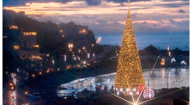 Isola illuminata - Forio Xmas 2023, ecco gli artisti che accenderanno il Natale di Forio