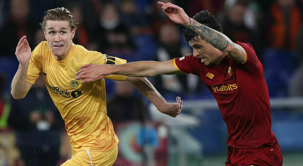 Calciomercato Napoli, news oggi: sprint con la Roma per Solbakken