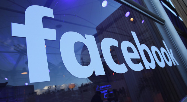 Facebook, ecco i nuovi standard della Community: come evitare i 'ban' in futuro
