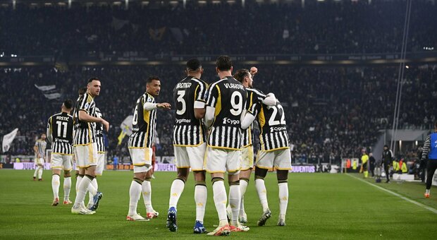 Juventus-Roma 1-0: allo Stadium decide un gol di Rabiot. Bianconeri a -2 dall'Inter