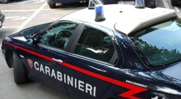 Villa Gordiani, sparano su un'auto e rapinano un bar: arrestati in due