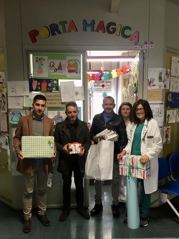 La Pro Loco Frattuccia dona giochi e materiale didattico ai bambini del reparto di Pediatria di Terni