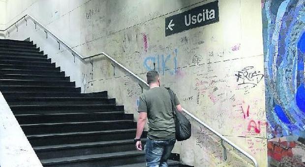 Napoli, mancano i vigilantes: baby gang assalta la metro