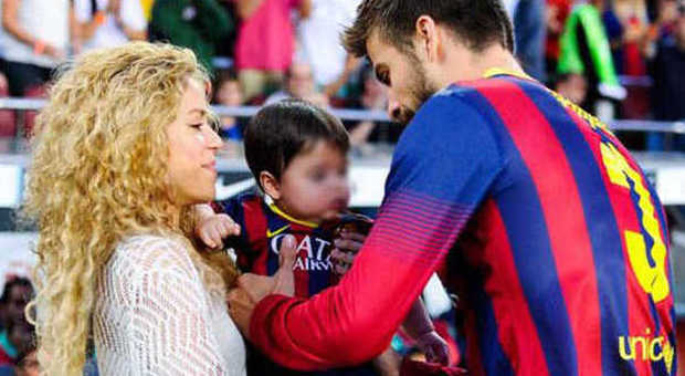 Shakira al settimo cielo si confessa: "Sono incinta, darò un fratellino a Milan"