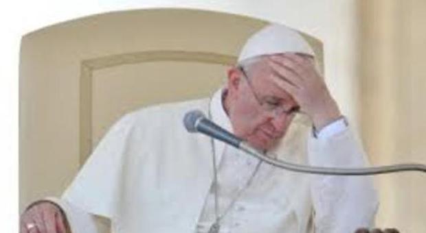 Vaticano, l'ira di Francesco: «Se conventi lavorano come hotel, paghino le tasse»