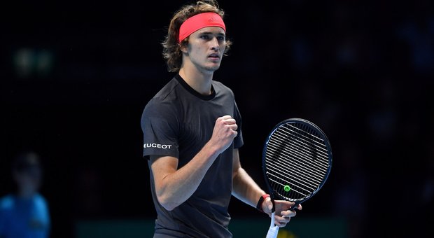 Atp Finals, Zverev vola in finale: Federer si arrende in due set