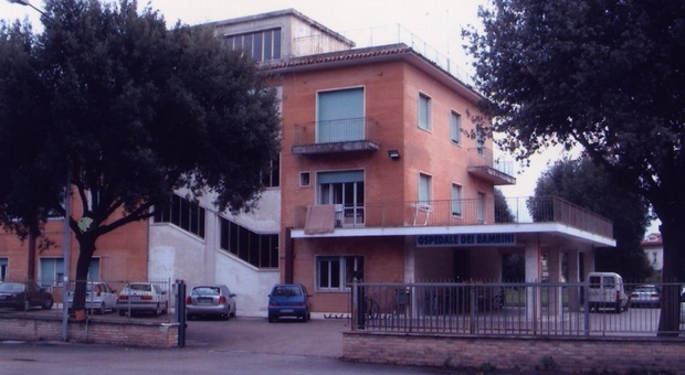 La sede dell'ex ospedale di Fano ora adibito a magazzino sanitario