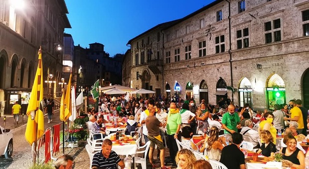 Perugia, la mangialonga per tornare a vivere il centro storico