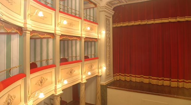 Il teatro Angeletti a Sant'Angelo in Pontano